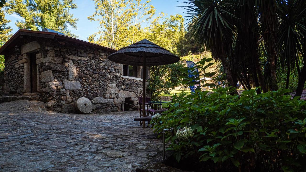 Quinta Da Chouza Agroturismo E Enoturismo Celorico De Basto Esterno foto