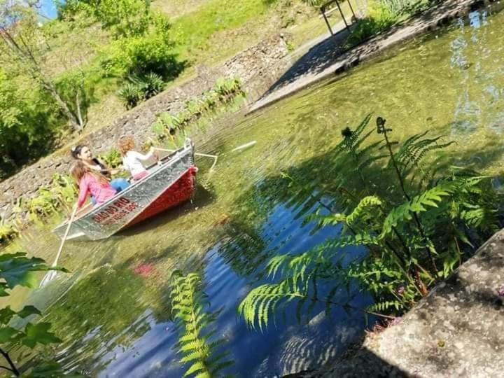Quinta Da Chouza Agroturismo E Enoturismo Celorico De Basto Esterno foto
