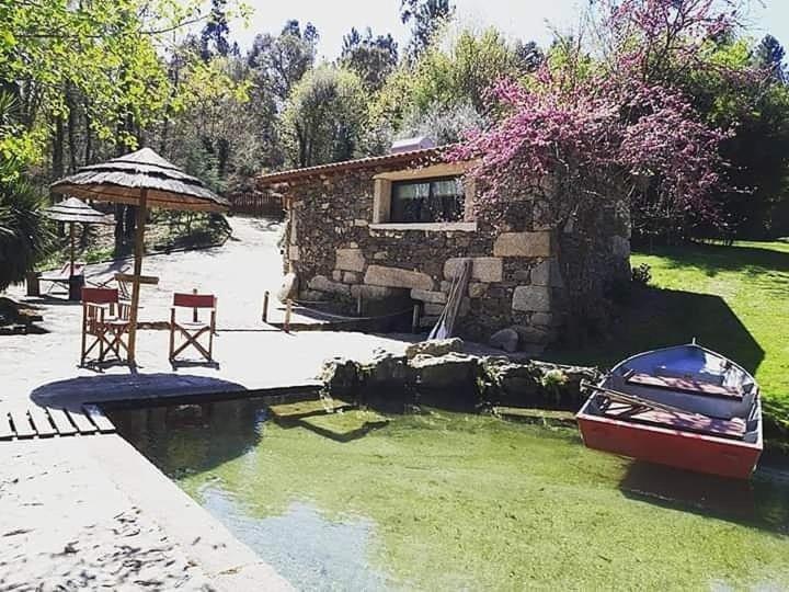 Quinta Da Chouza Agroturismo E Enoturismo Celorico De Basto Esterno foto