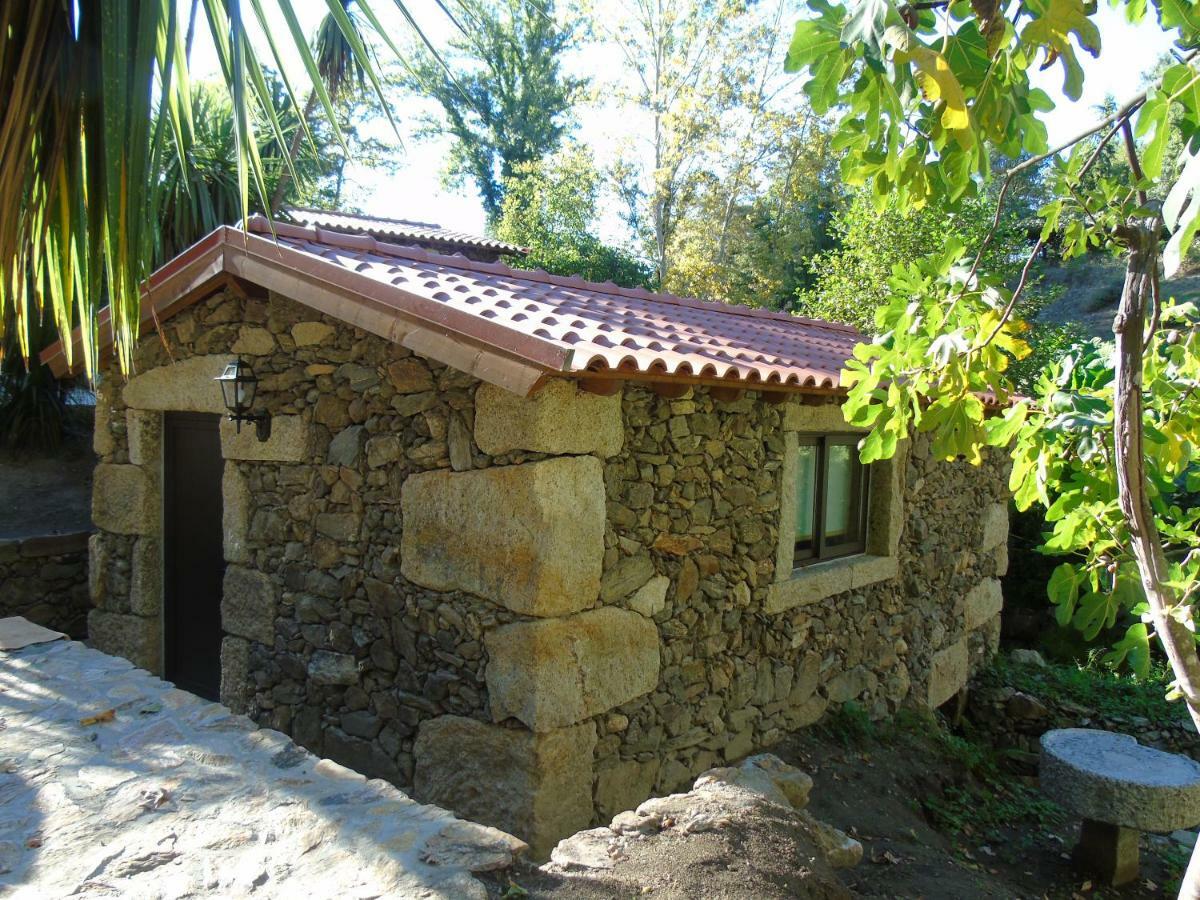 Quinta Da Chouza Agroturismo E Enoturismo Celorico De Basto Esterno foto