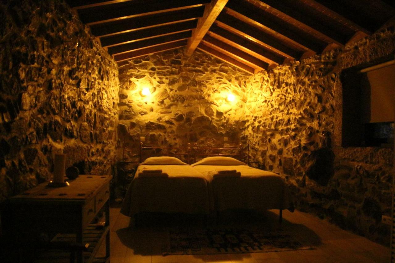 Quinta Da Chouza Agroturismo E Enoturismo Celorico De Basto Esterno foto