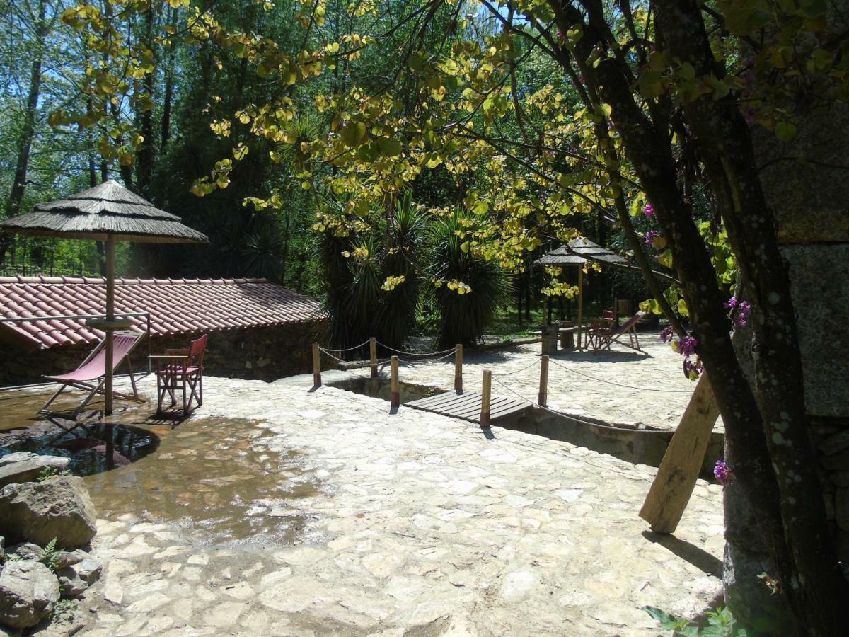 Quinta Da Chouza Agroturismo E Enoturismo Celorico De Basto Esterno foto