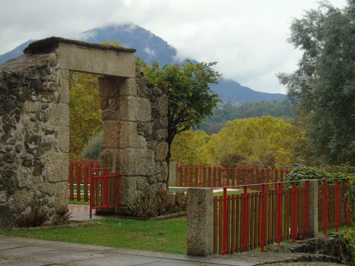 Quinta Da Chouza Agroturismo E Enoturismo Celorico De Basto Esterno foto